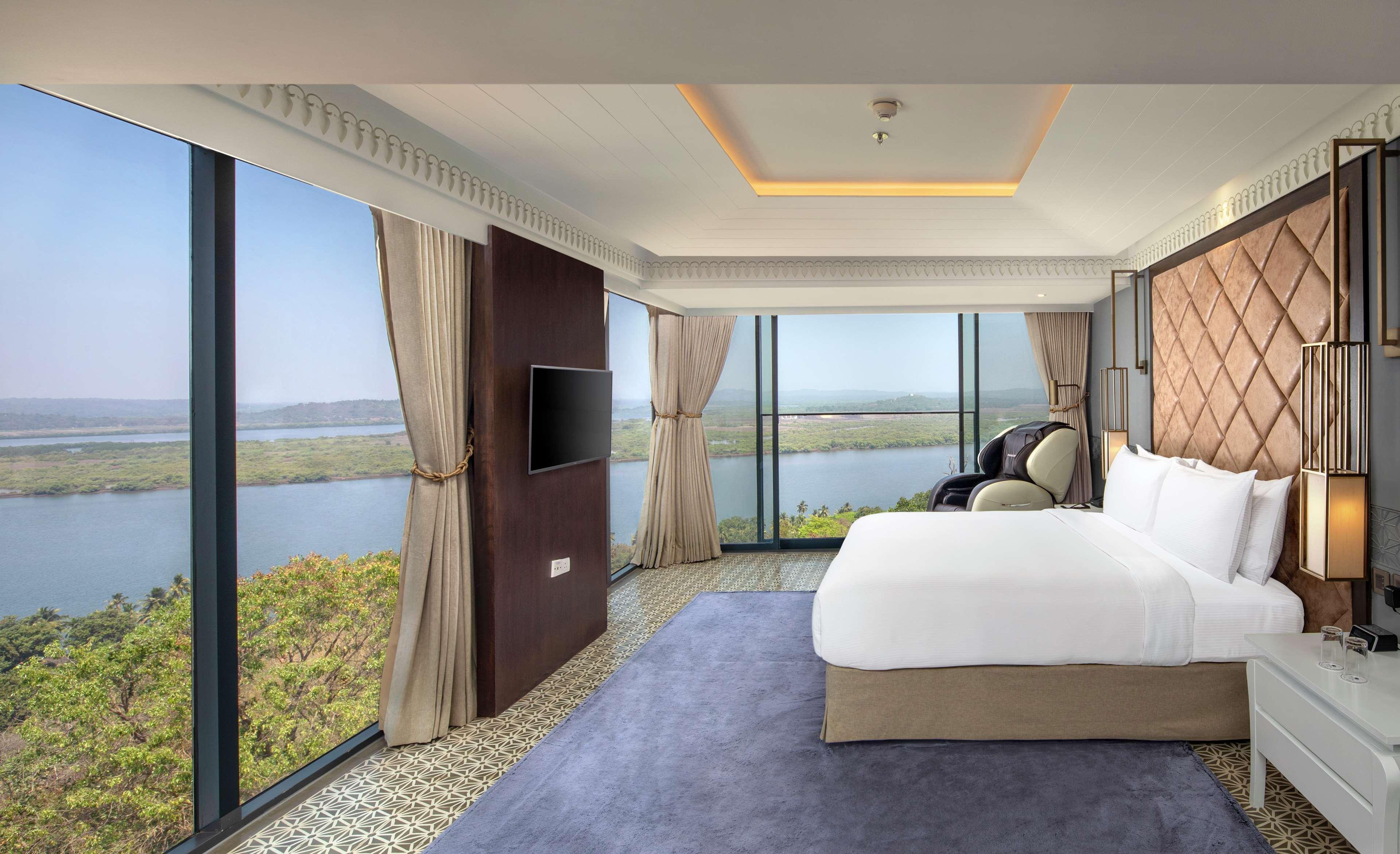 Готель Doubletree By Hilton Goa - Панаджі Екстер'єр фото