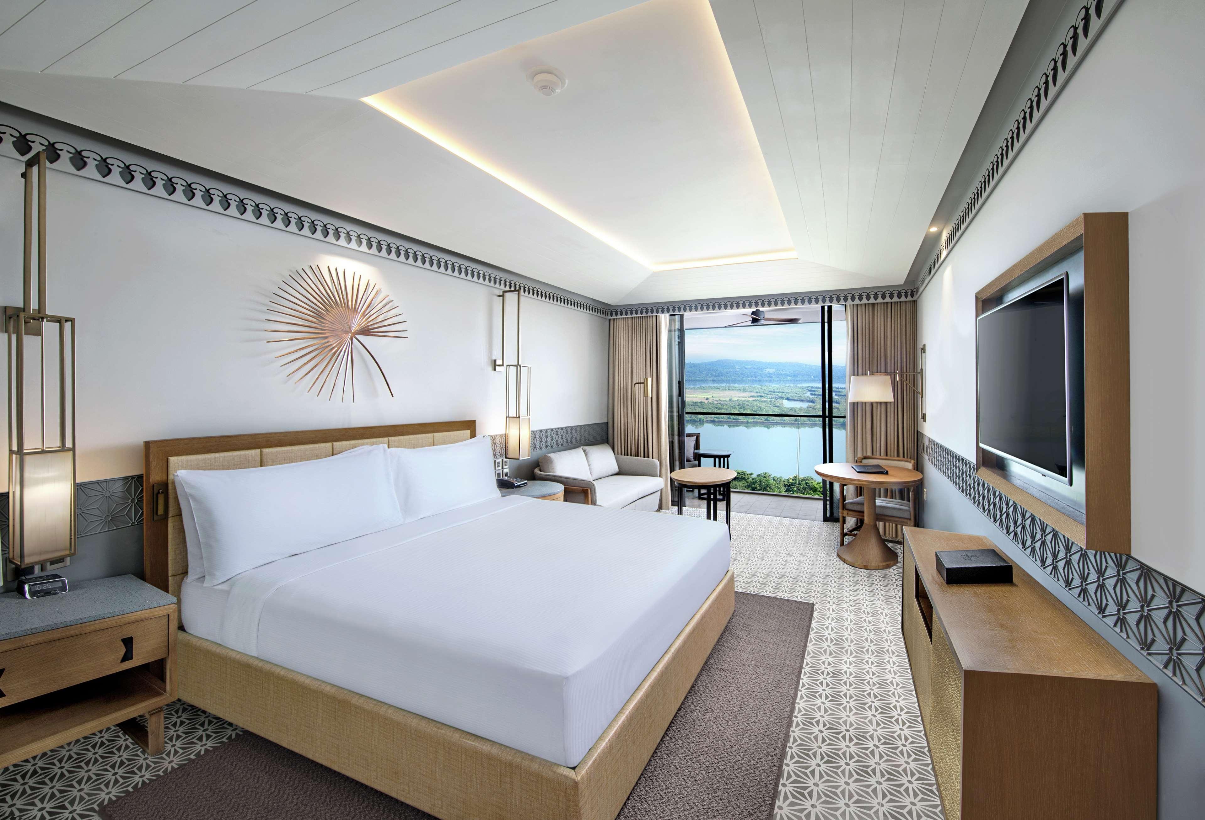 Готель Doubletree By Hilton Goa - Панаджі Екстер'єр фото